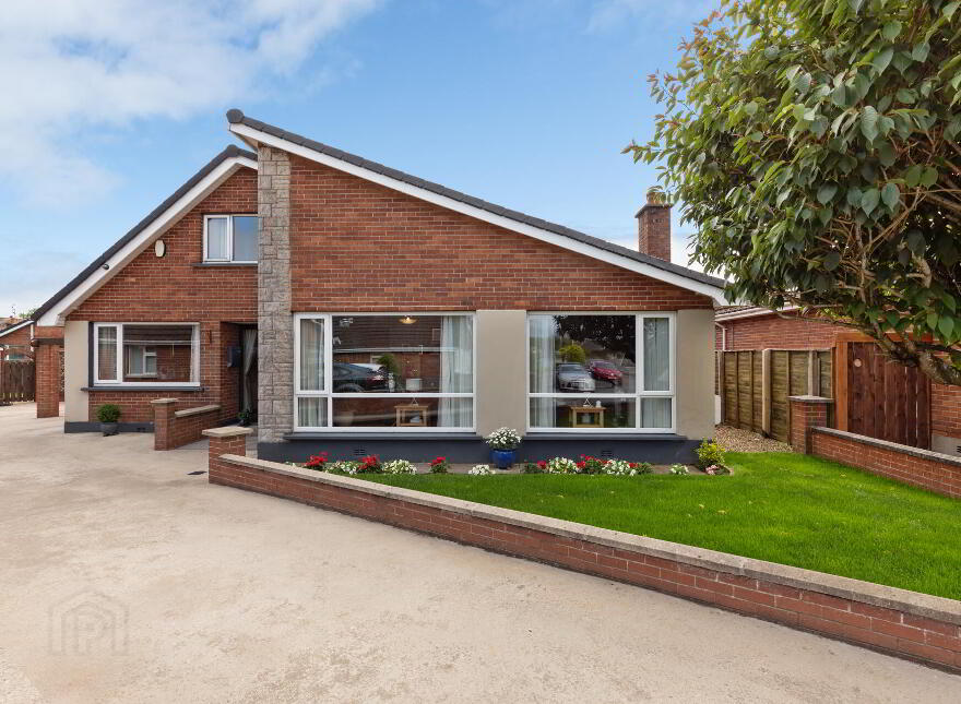 4 Silverbirch Gardens, Bangor, BT19 6ES