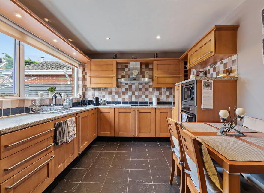 4 Silverbirch Gardens, Bangor, BT19 6ES