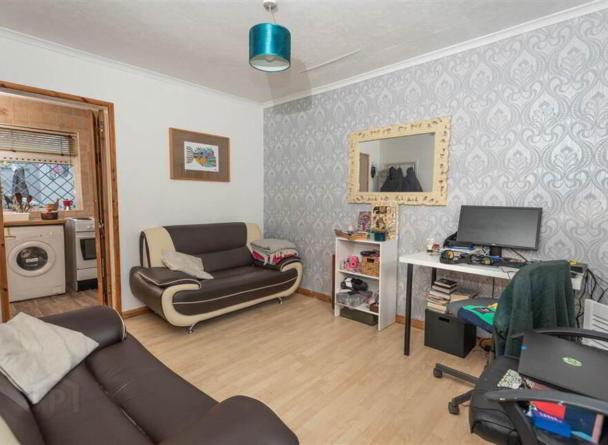 16 Empire Street, Belfast, BT12 6GJ