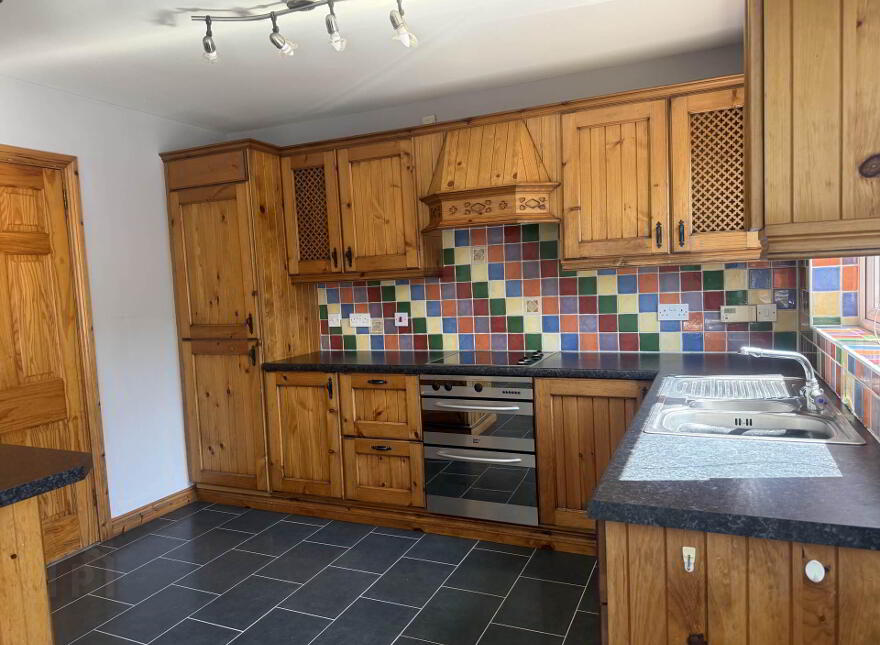 9 Old Forde Gardens, Whitehead, Carrickfergus, BT38 9XZ