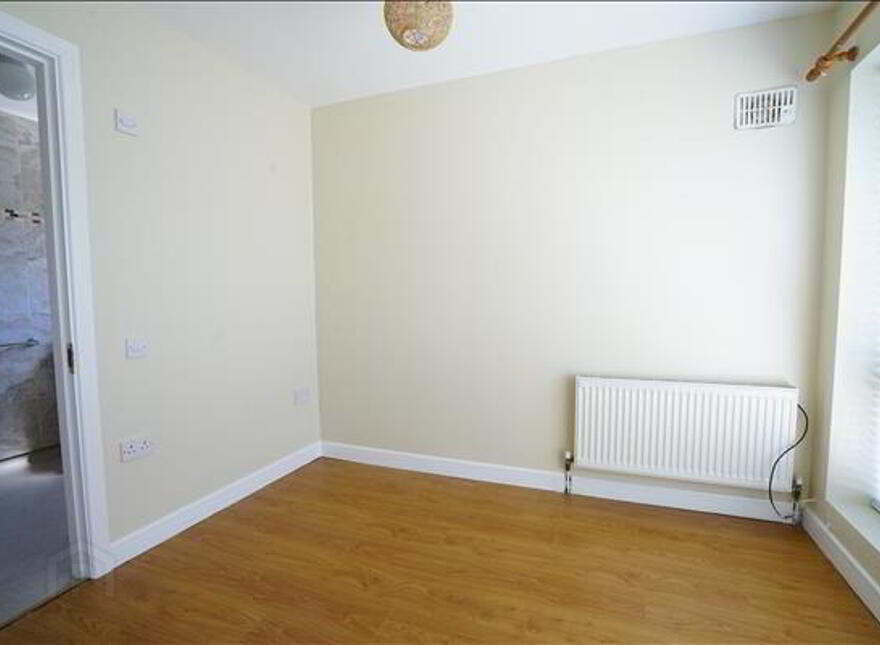 Tir Connell Avenue, Lismore Lawn, Waterford