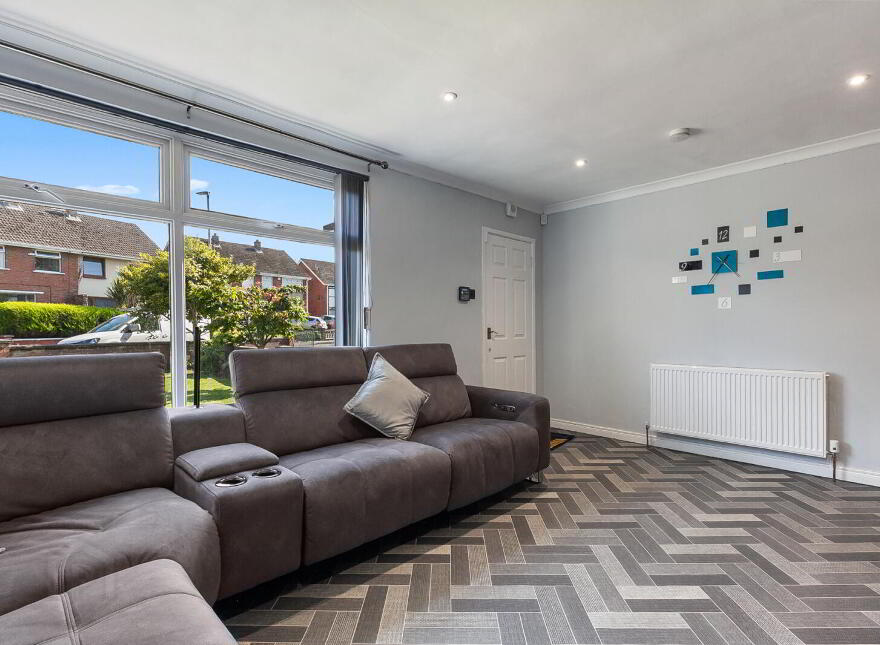 28 Hillview Park, Newtownabbey, BT36 5HW