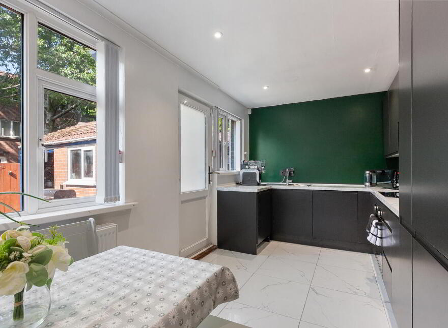 28 Hillview Park, Newtownabbey, BT36 5HW