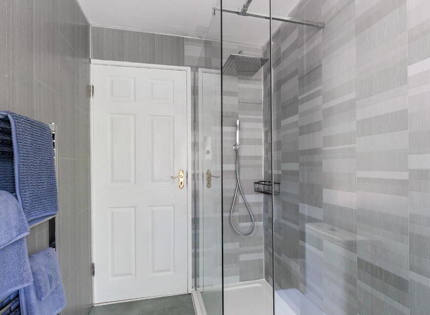 28 Hillview Park, Newtownabbey, BT36 5HW