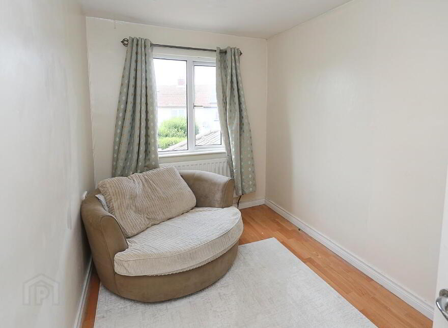 42 Hill Crest, Bangor, BT20 4EH