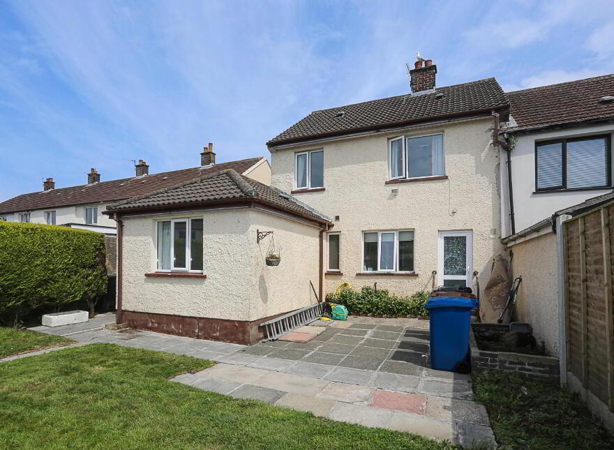 42 Hill Crest, Bangor, BT20 4EH