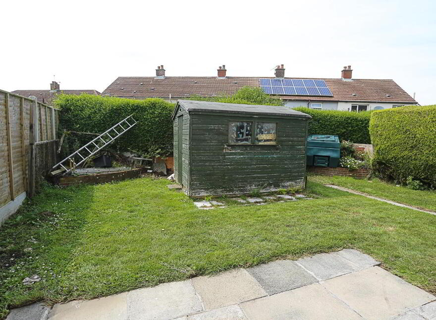 42 Hill Crest, Bangor, BT20 4EH