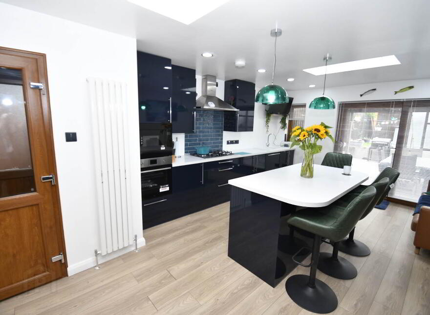 16 Tullymore Drive, Belfast, BT11 8NH