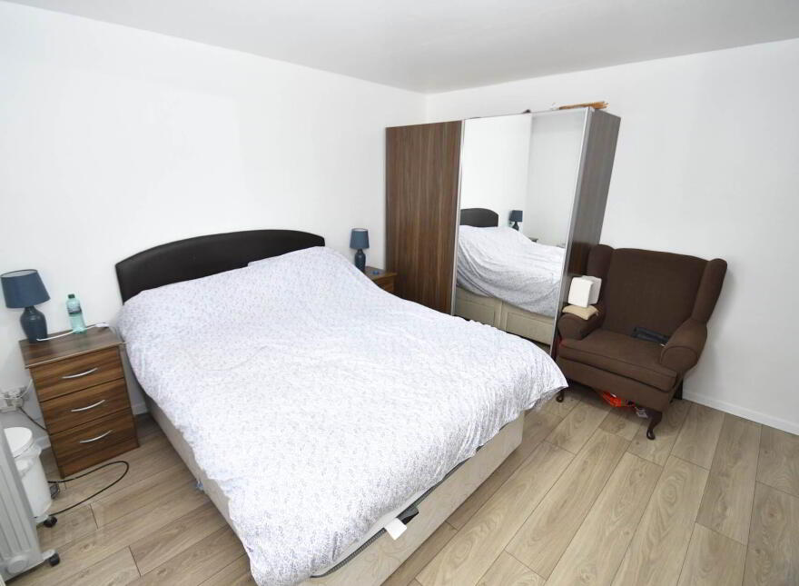16 Tullymore Drive, Belfast, BT11 8NH