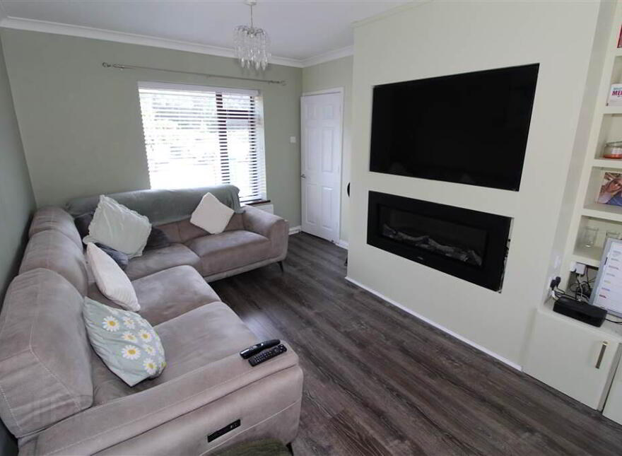 83 Knockwood Park, Belfast, BT5 6GB