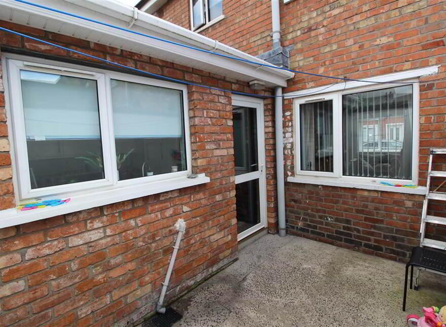61 Hornby Street, Belfast, BT5 5JH