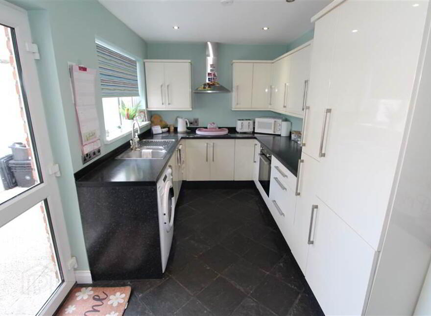 61 Hornby Street, Belfast, BT5 5JH