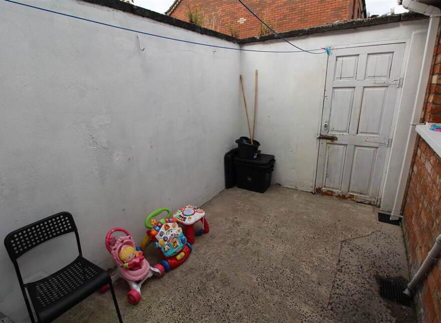 61 Hornby Street, Belfast, BT5 5JH