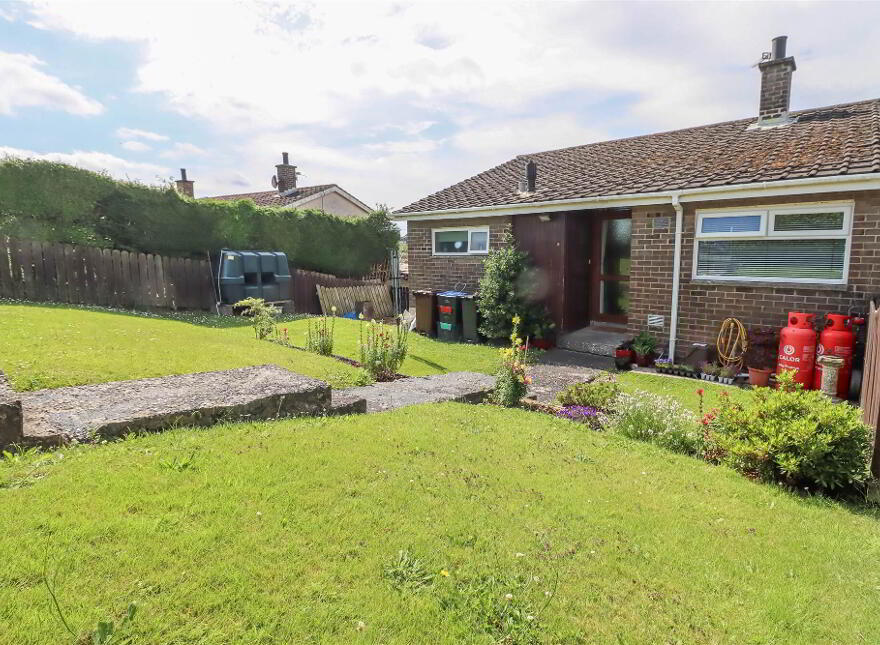 16 Cairnsmore Walk, Dundonald, Belfast, BT16 2SD