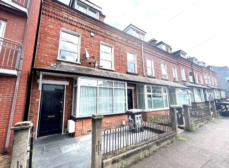 39 Claremont Street, Belfast, BT9 6AP