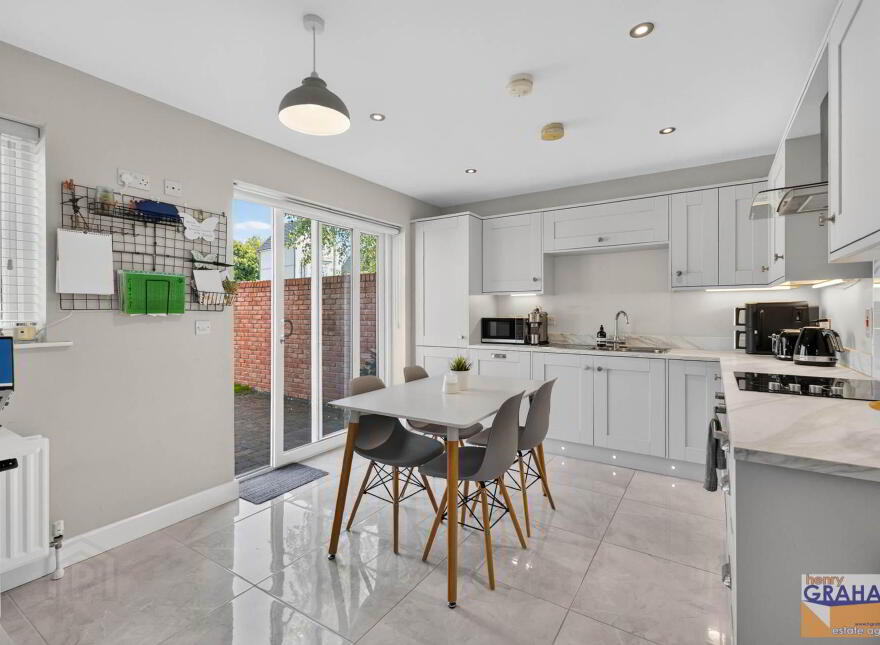 54 Ayrshire Gardens, Lisburn, BT28 2EL