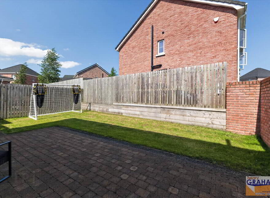 54 Ayrshire Gardens, Lisburn, BT28 2EL