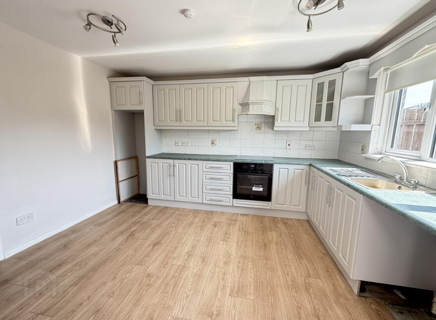 27 Clermont Gardens, Warrenpoint, Newry, BT34 3LQ
