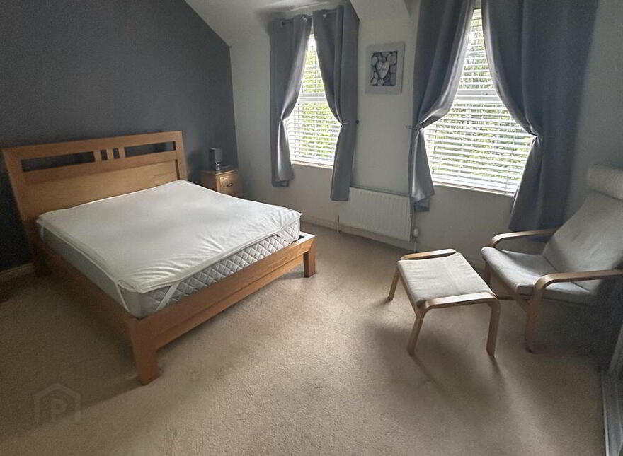 12 Woodberry Lane, Dunmurry, Belfast, BT17 0WZ