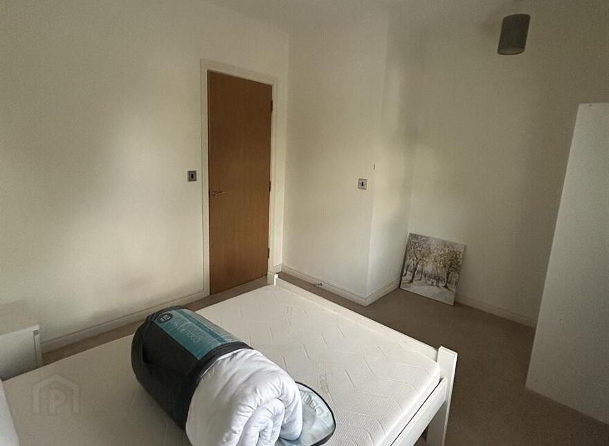 12 Woodberry Lane, Dunmurry, Belfast, BT17 0WZ