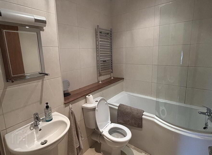 12 Woodberry Lane, Dunmurry, Belfast, BT17 0WZ
