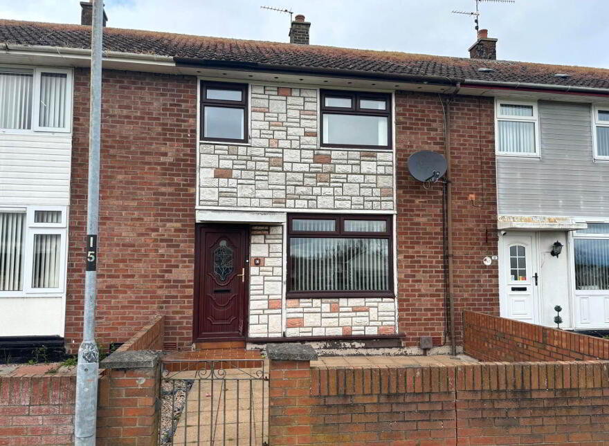 41 Carnroe Drive, Carrickfergus, BT38 8XF