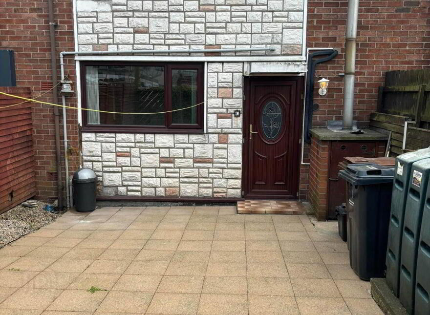 41 Carnroe Drive, Carrickfergus, BT38 8XF