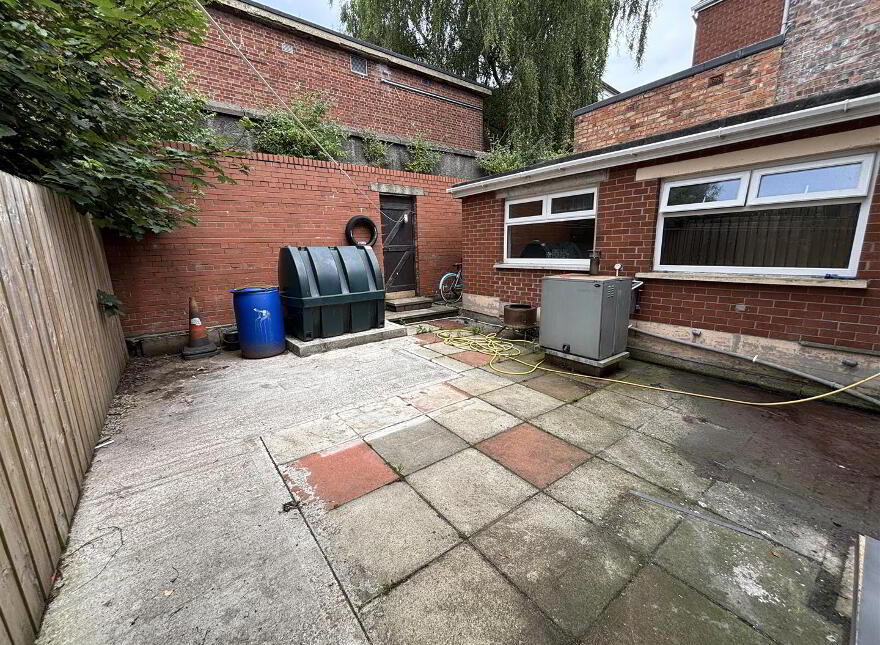91 Dunluce Avenue, Lisburn Road, Belfast, BT9 7AW