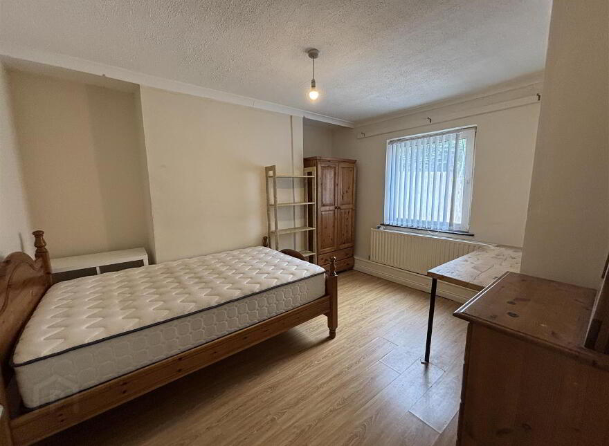 91 Dunluce Avenue, Lisburn Road, Belfast, BT9 7AW