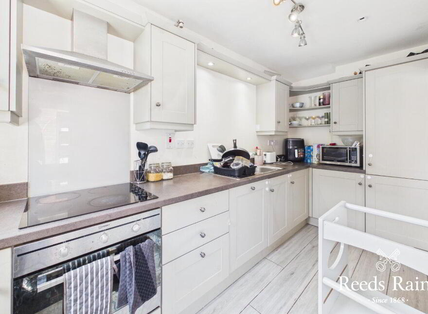 16 Haypark Avenue, Ormeau, Belfast, BT7 3FD