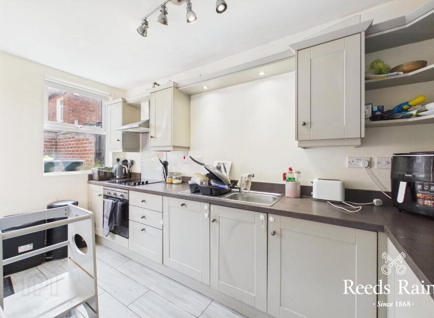 16 Haypark Avenue, Ormeau, Belfast, BT7 3FD
