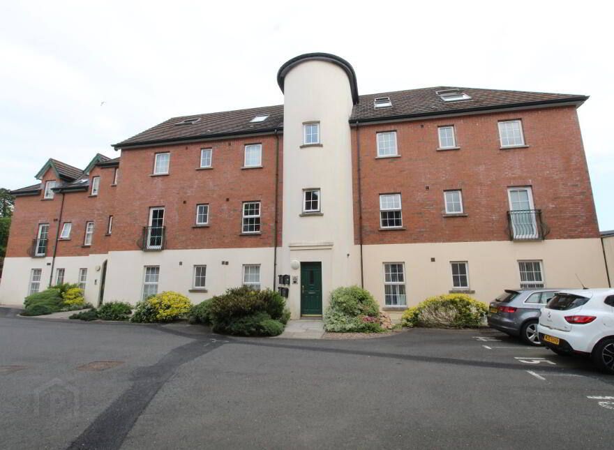 11 Pipers Field, Dundonald, Belfast, BT16 2AB