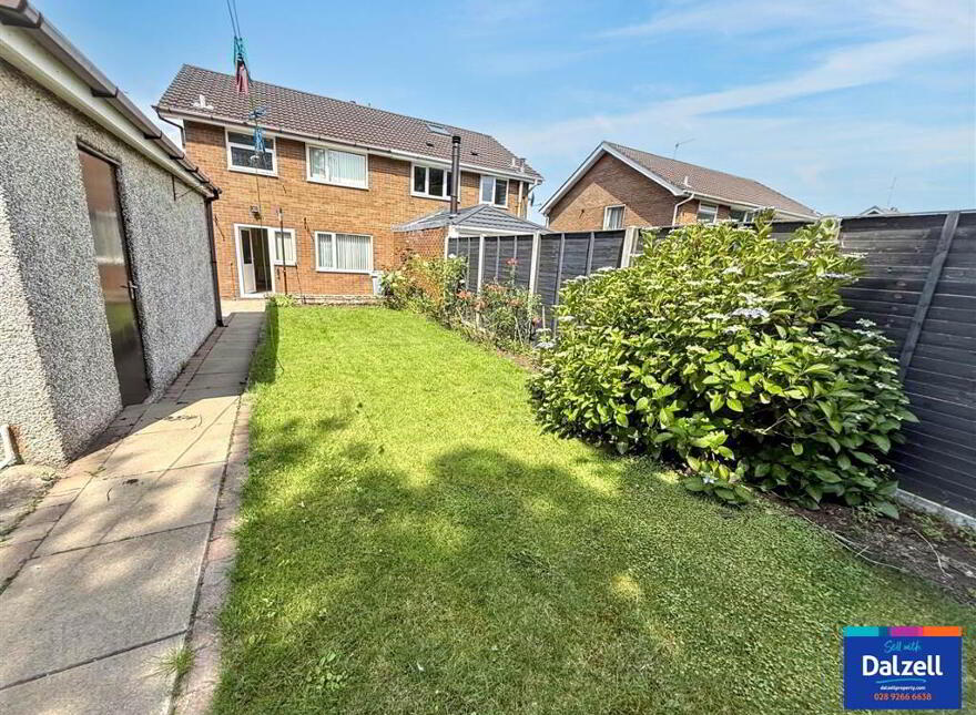 17 Thornleigh Park, Lisburn, BT28 2DD