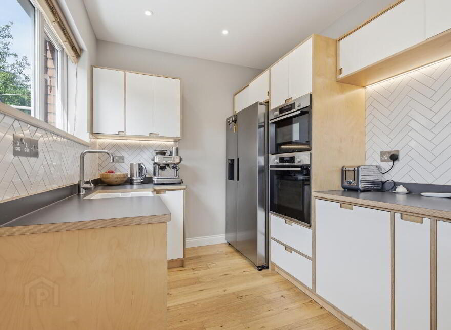 83 Abbey Park, Belfast, BT5 7HP