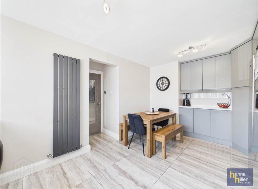 27 Carrick Vista, Bessbrook, Newry, BT35 7BZ