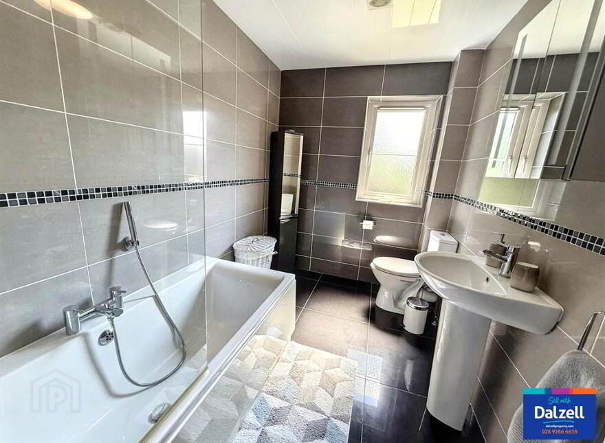 7a Holstein Crescent, Lisburn, BT28 2RS