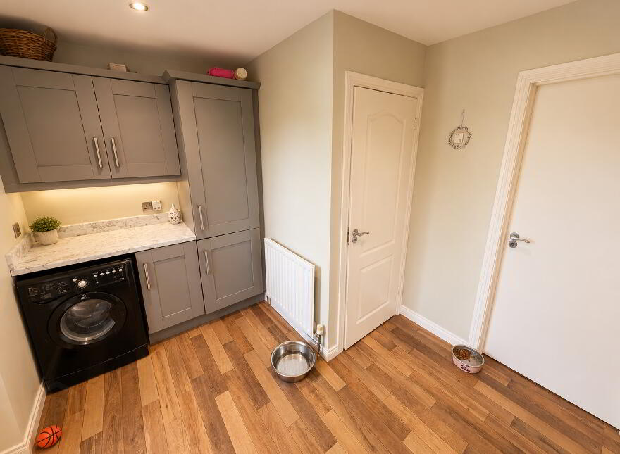 92 Dunboyne Park, Eglinton, L’derry, BT47 3YJ