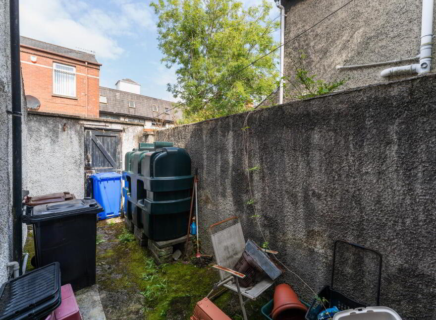 20 Hewitt Parade, Belfast, BT5 6JT
