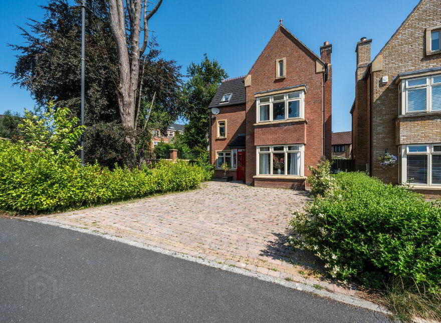 15 Maple Hill, Belfast, BT10 0PZ