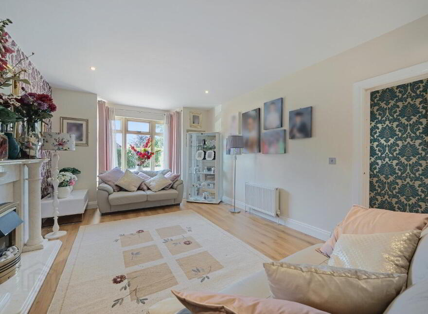 15 Maple Hill, Belfast, BT10 0PZ