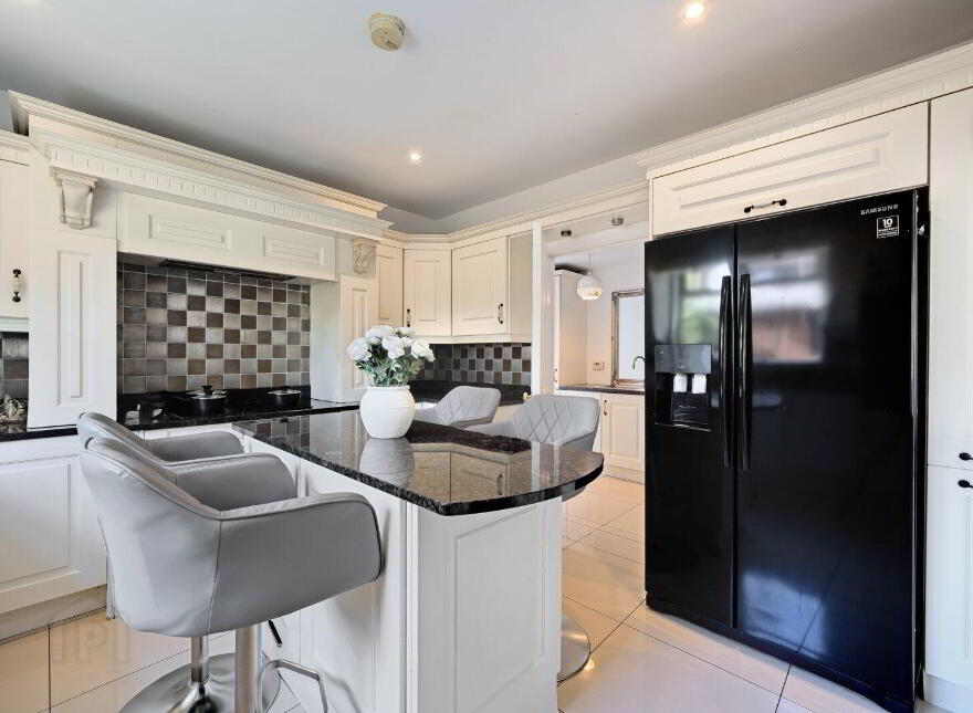 15 Maple Hill, Belfast, BT10 0PZ