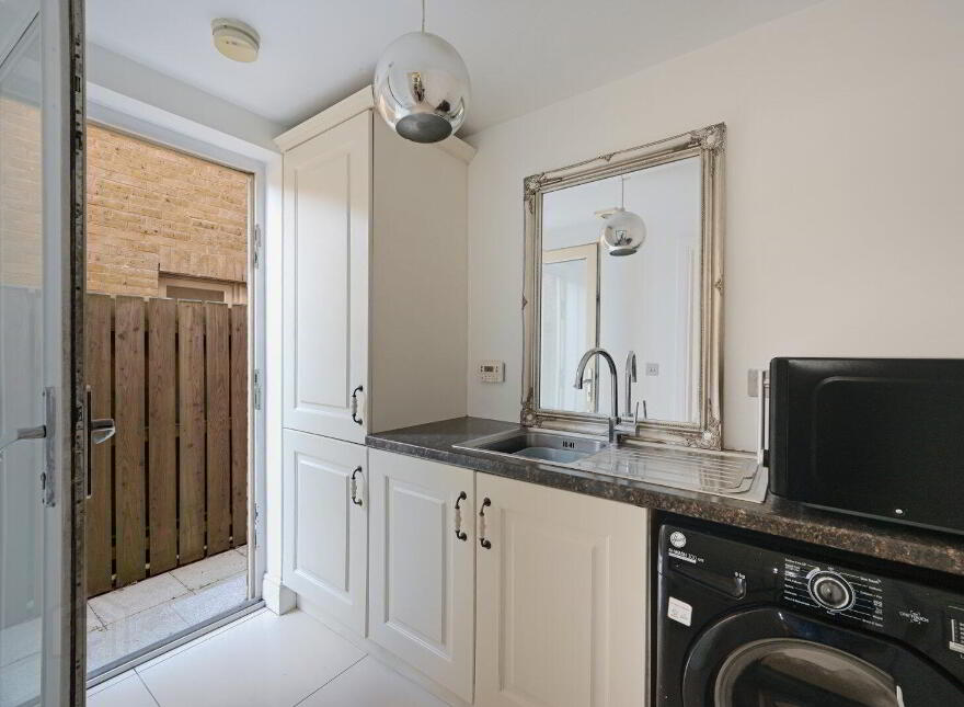 15 Maple Hill, Belfast, BT10 0PZ
