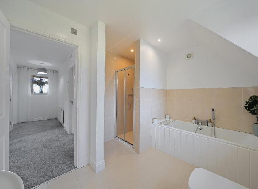 15 Maple Hill, Belfast, BT10 0PZ
