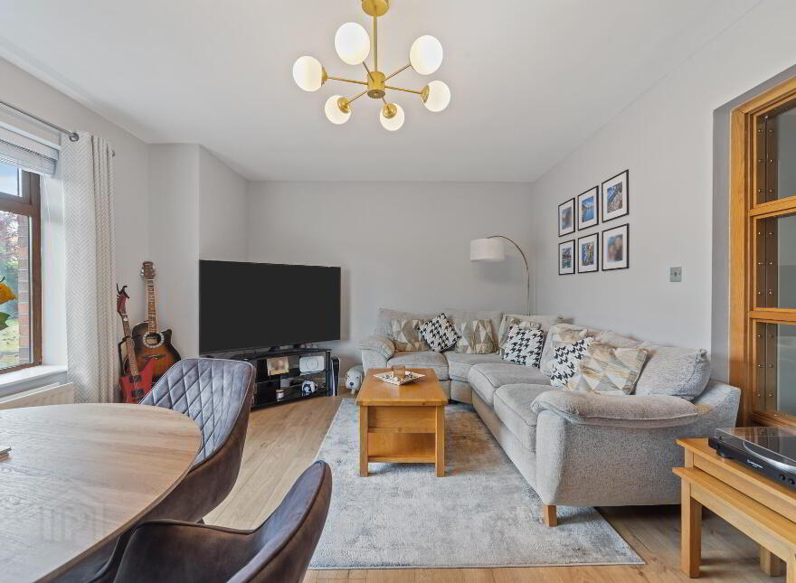 2 Greenwich Mews, 24 Upper Lisburn Road, Belfast, BT10 0FL