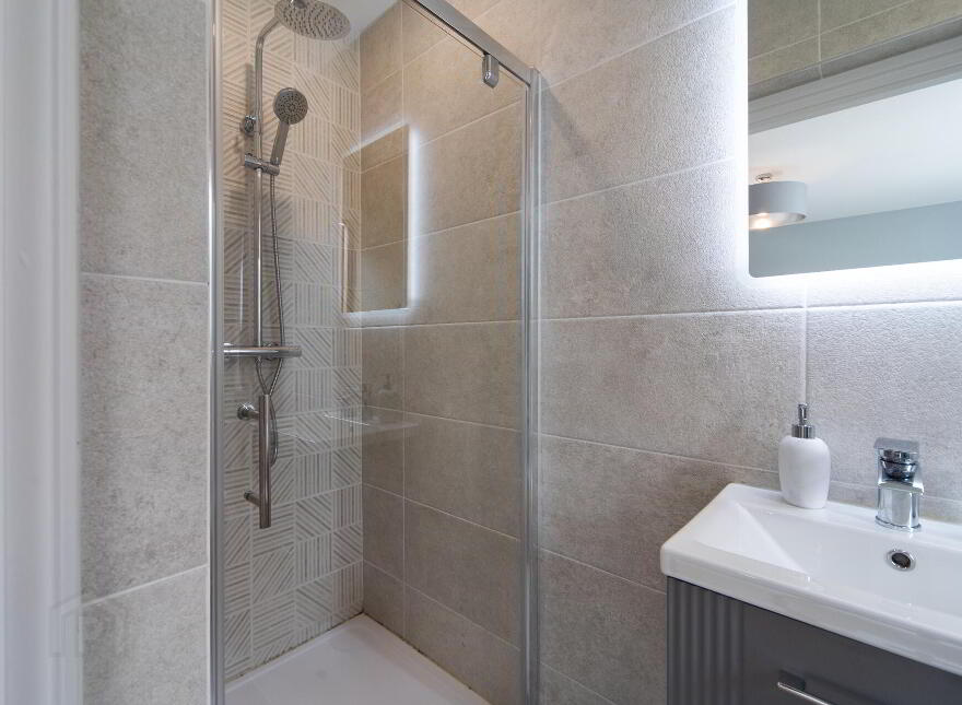 2 Greenwich Mews, 24 Upper Lisburn Road, Belfast, BT10 0FL
