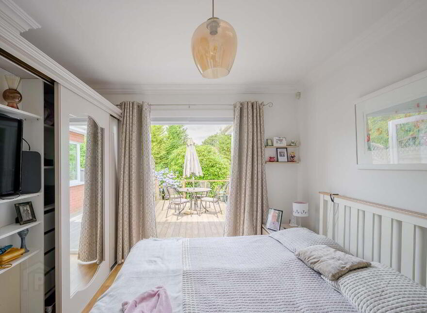 4 Lennox Avenue, Belfast, BT8 6LA