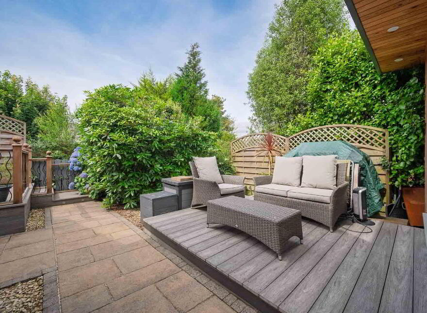 4 Lennox Avenue, Belfast, BT8 6LA