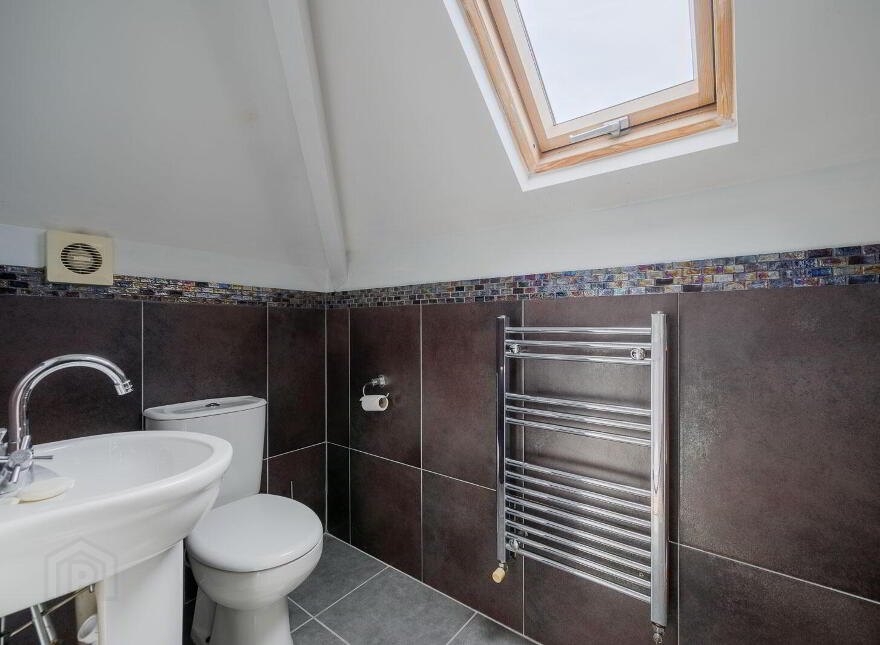 4 Lennox Avenue, Belfast, BT8 6LA