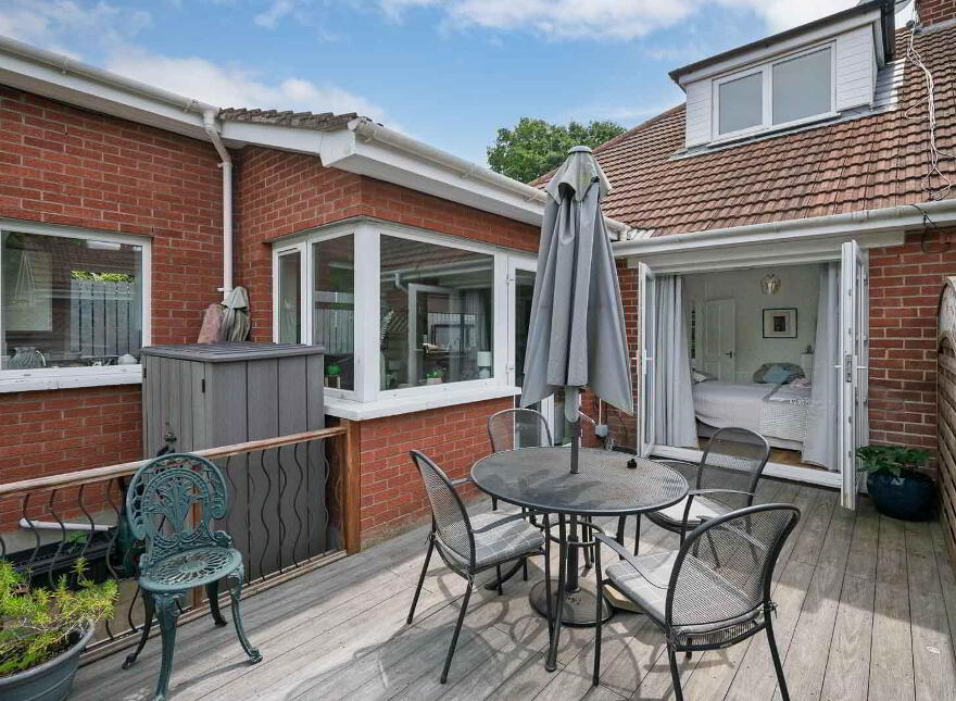 4 Lennox Avenue, Belfast, BT8 6LA