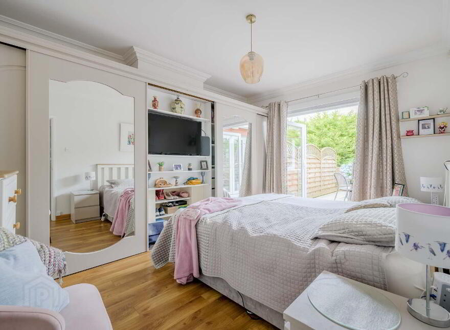 4 Lennox Avenue, Belfast, BT8 6LA